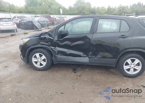 2020 Chevrolet Trax Fwd Ls z USA, uszkodzony, nr VIN 3GNCJKSB8LL125797